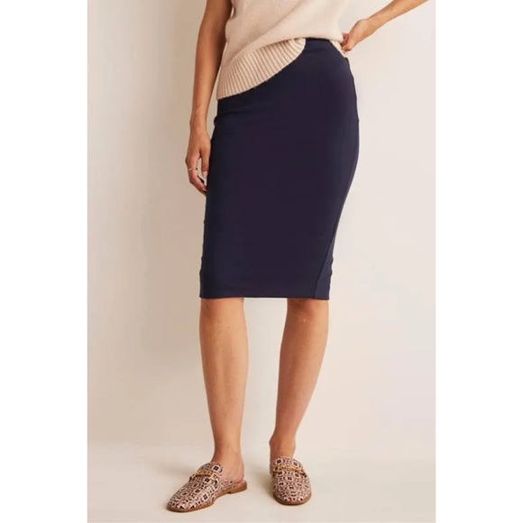 Boden Hampshire Ponte Skirt in Navy Blue - Picture 3 of 8